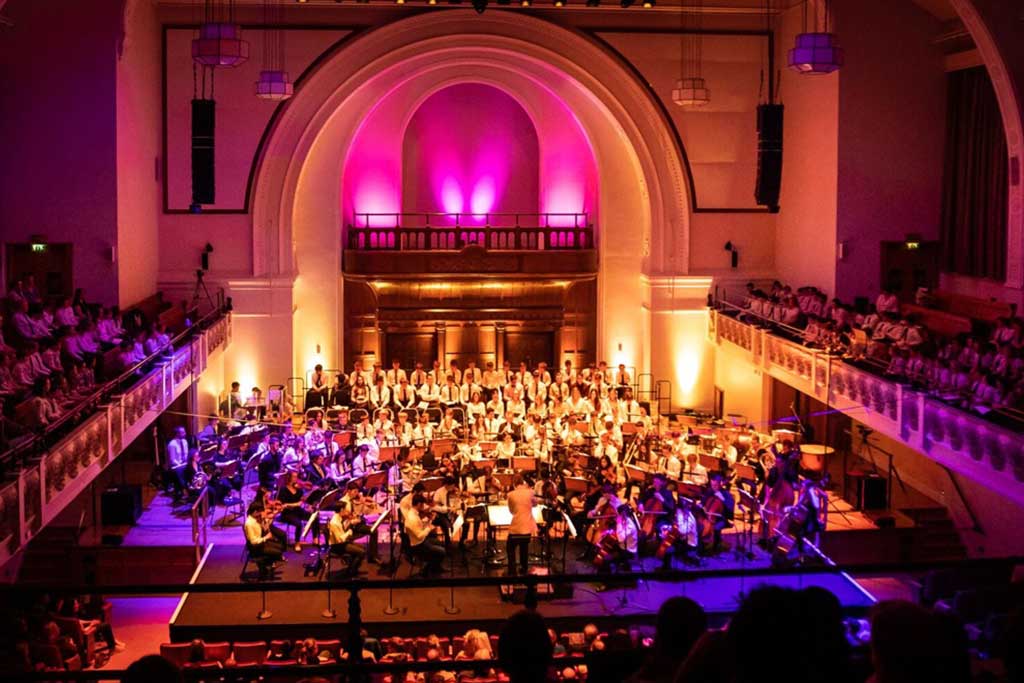 The Reed’s School Chapel Choir take the newly composed Requiem on tour